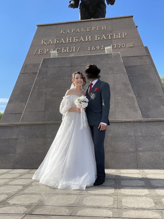 Свадебное платье