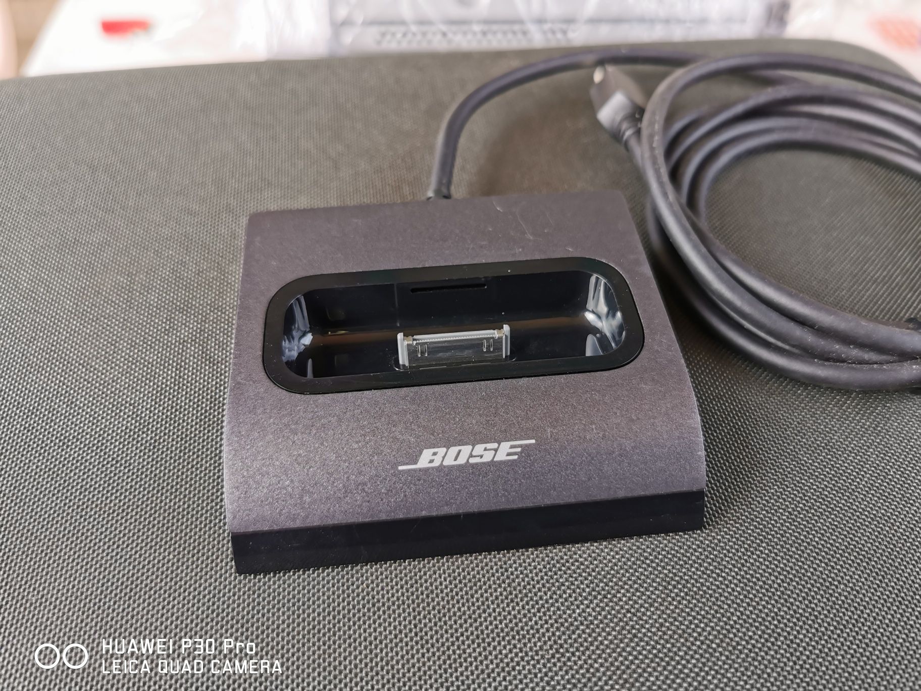 Bose-home theater dock