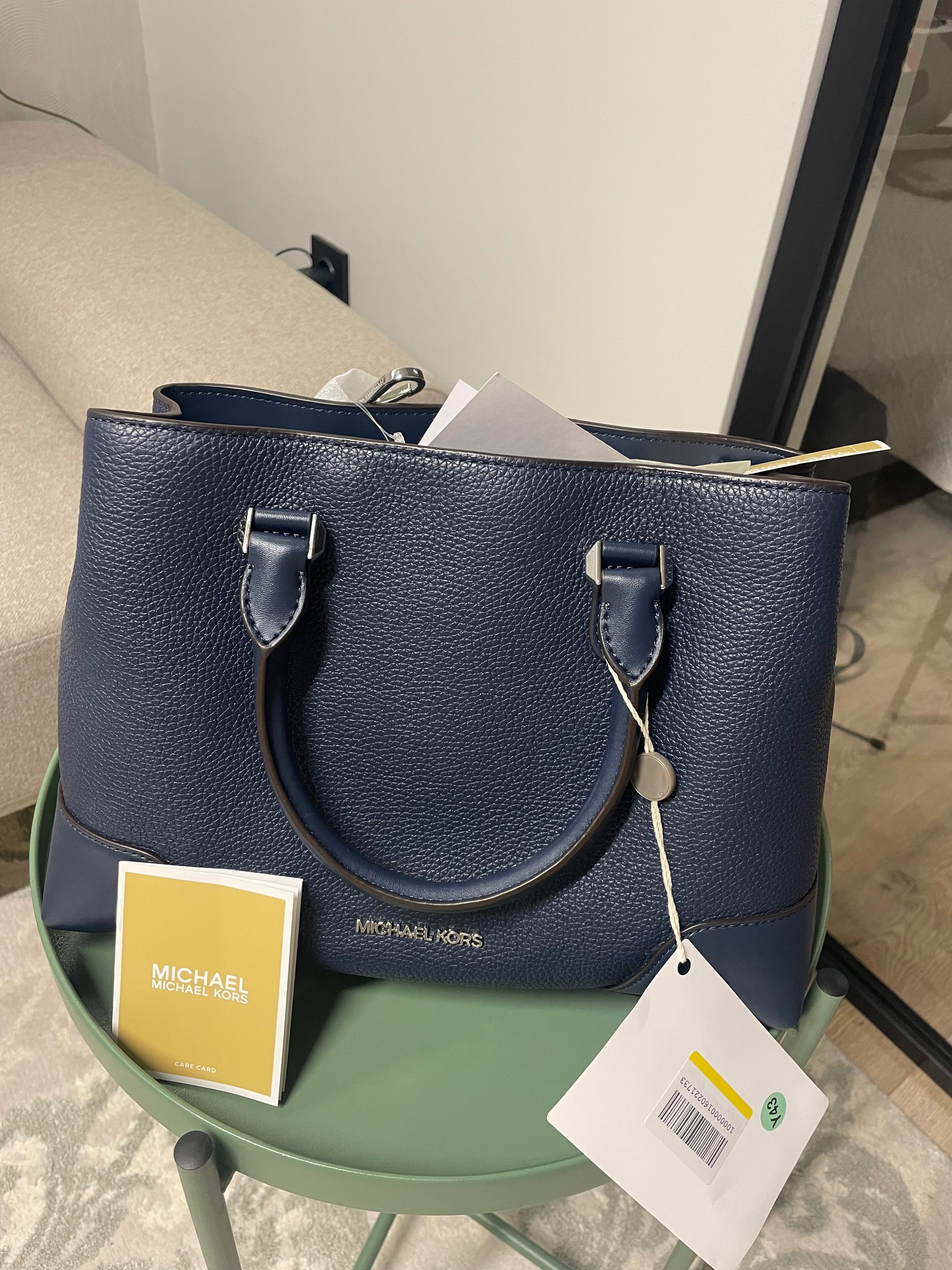 Сумка новая от Michael Kors из Италии, кожа, 3 отделения