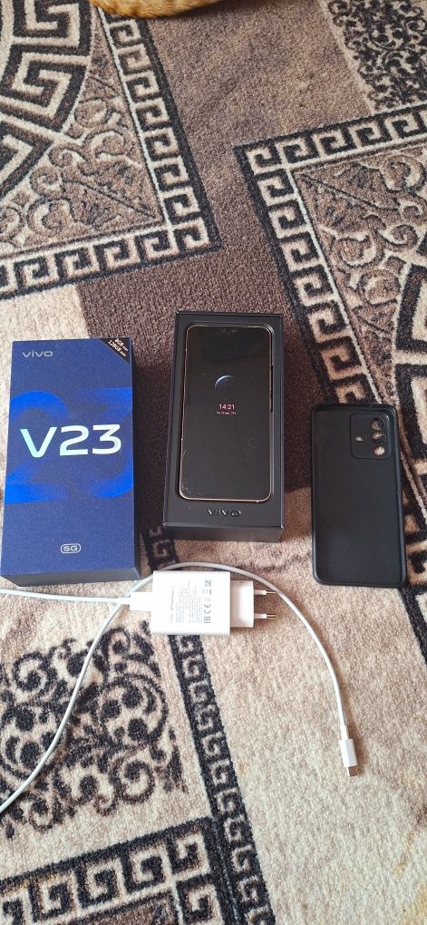 Продам Vivo V23 5G