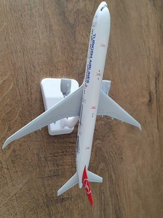 Macheta metalica de avion Turkish Airlines (marime mediu) | Decoratie