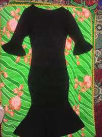 Женская платье чёрного цвета
