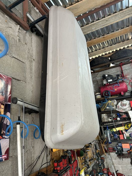 Porbagaj auto tip cutie cu bare transport