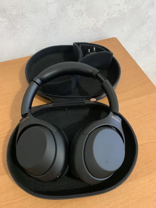 Продам наушники SONY WH1000mx4 в идеальном состоянии!