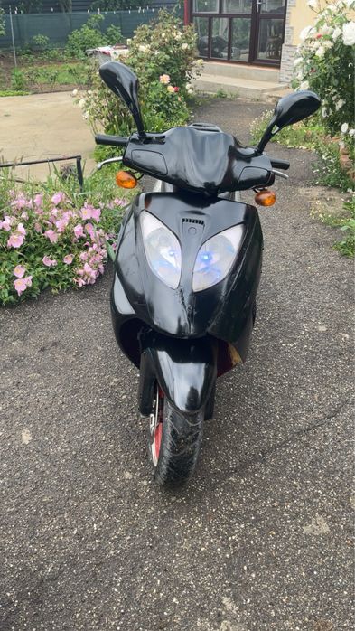 vand sau schimb cu cross scuter daelim 125cc