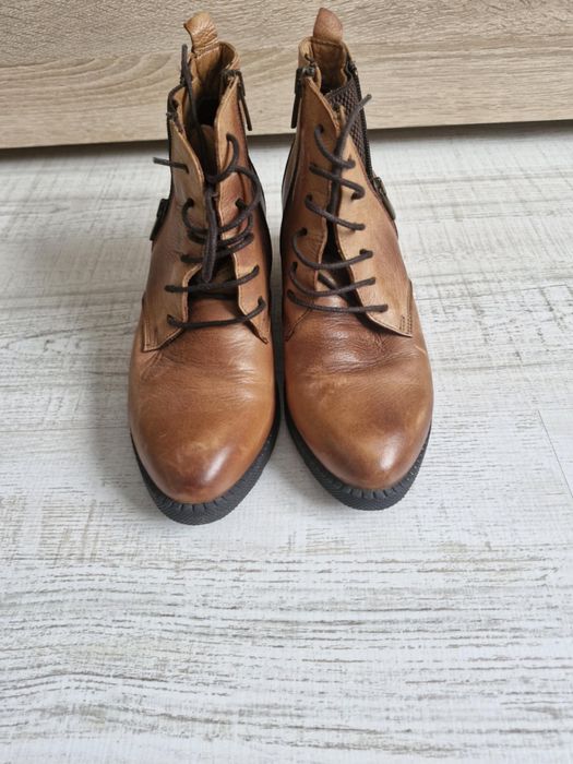 Дамски боти в перфектно състояние!