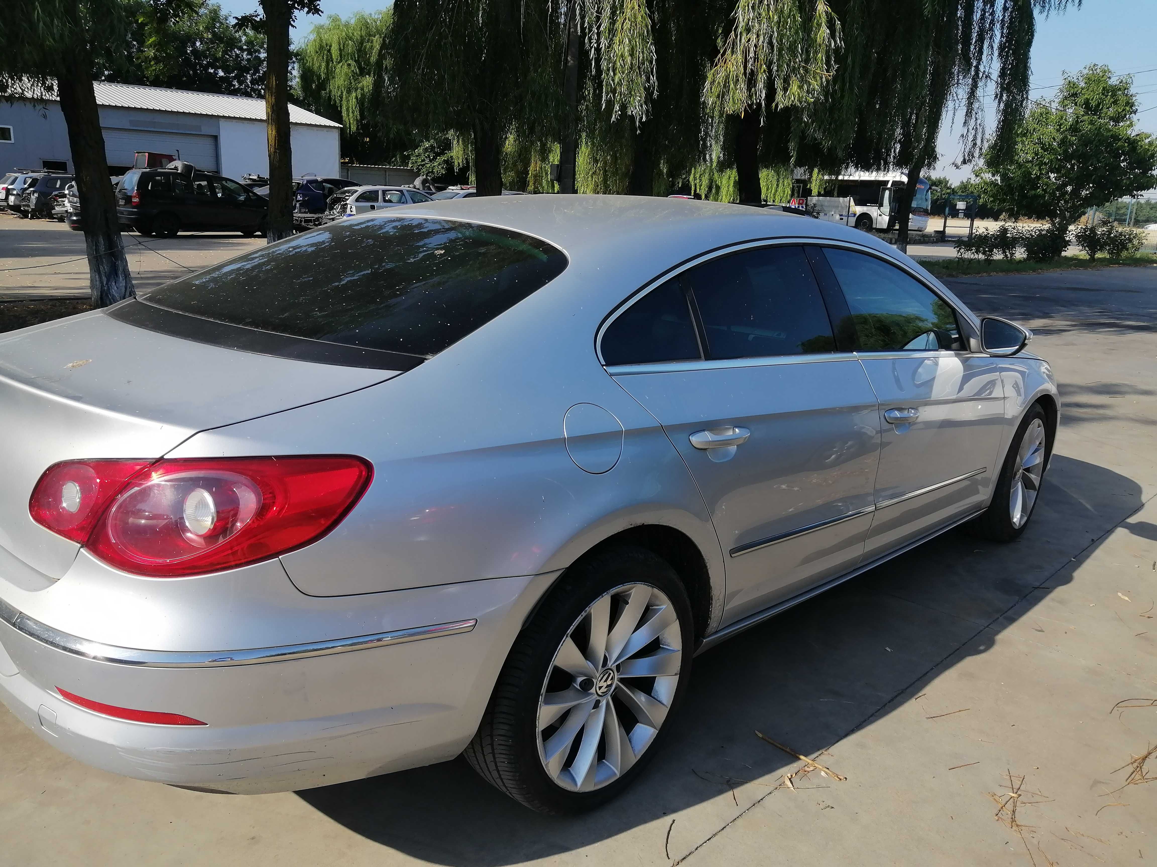 Dezmembram Passat CC