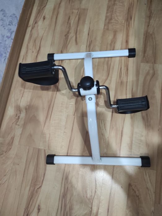 Тренажер для ног