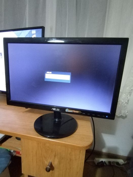 Monitor led-tv Asus display HD de 19"