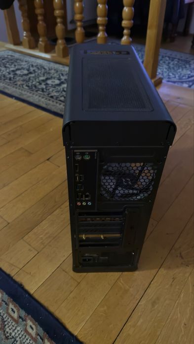 Vand PC Gaming cu Ryzen 5 5600x, RTX 2070 Super, 32GB RAM