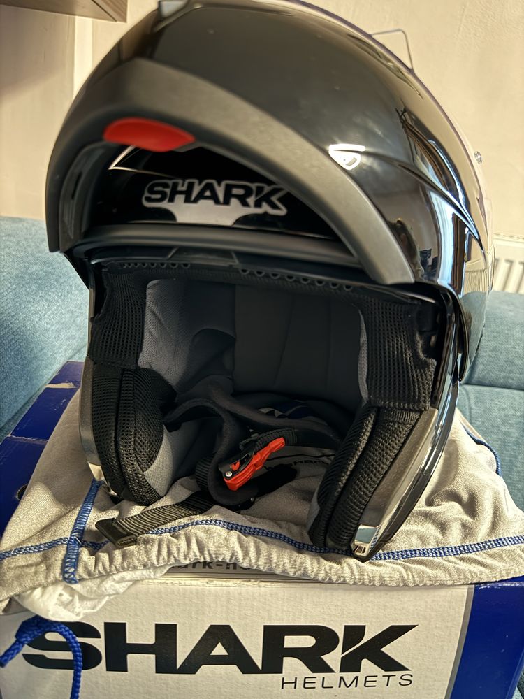 Cască moto flip-up Shark L + sistem comunicație Bluetooth