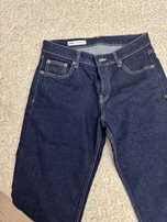 Женскин джинсы. Новые джинсы Zara. Чуть маломерят