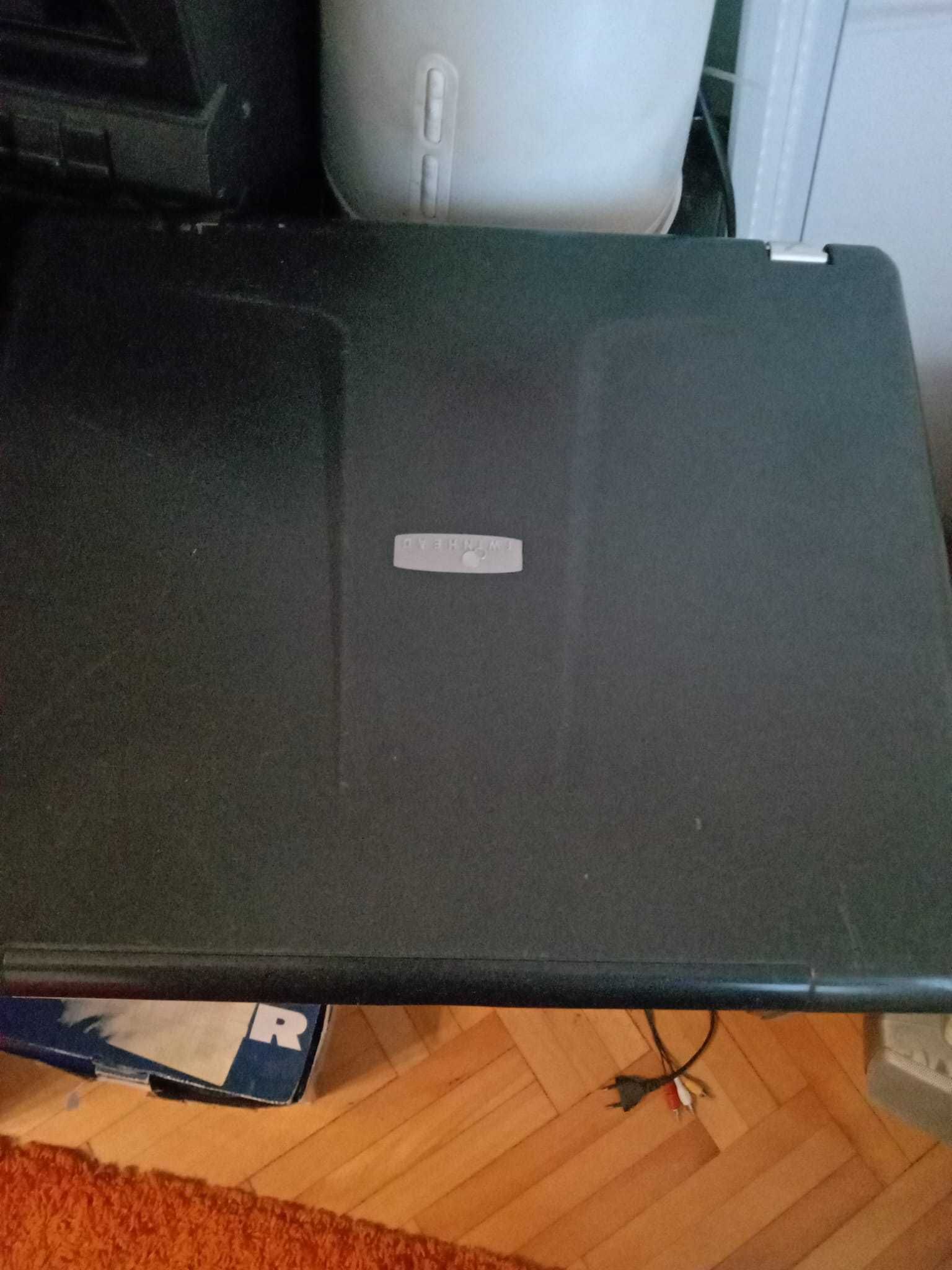 Laptop vechi pentru piese sau programul rabla