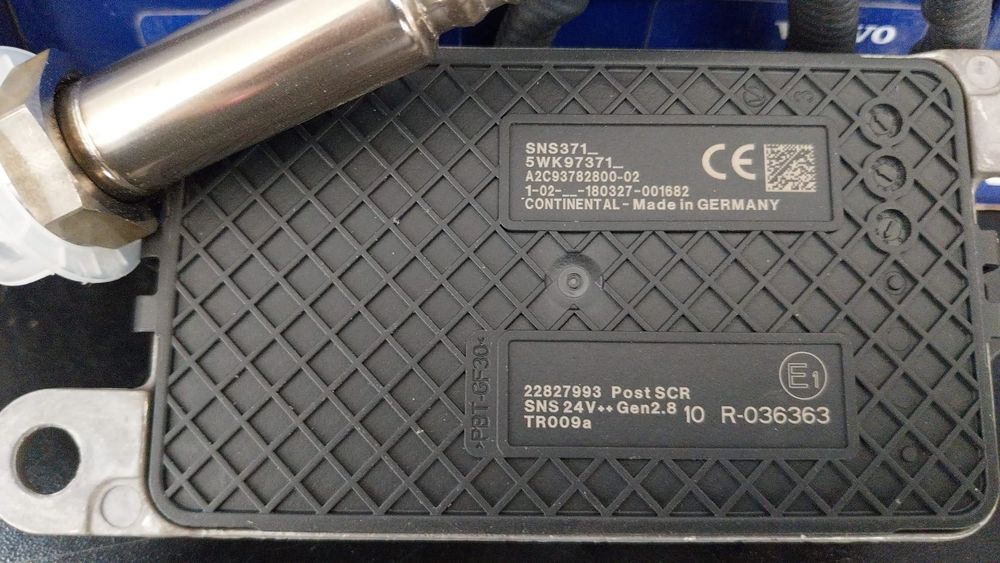 senzor nox / noxe camion/ truck /volvo euro 6 / renault madgnum euro 6