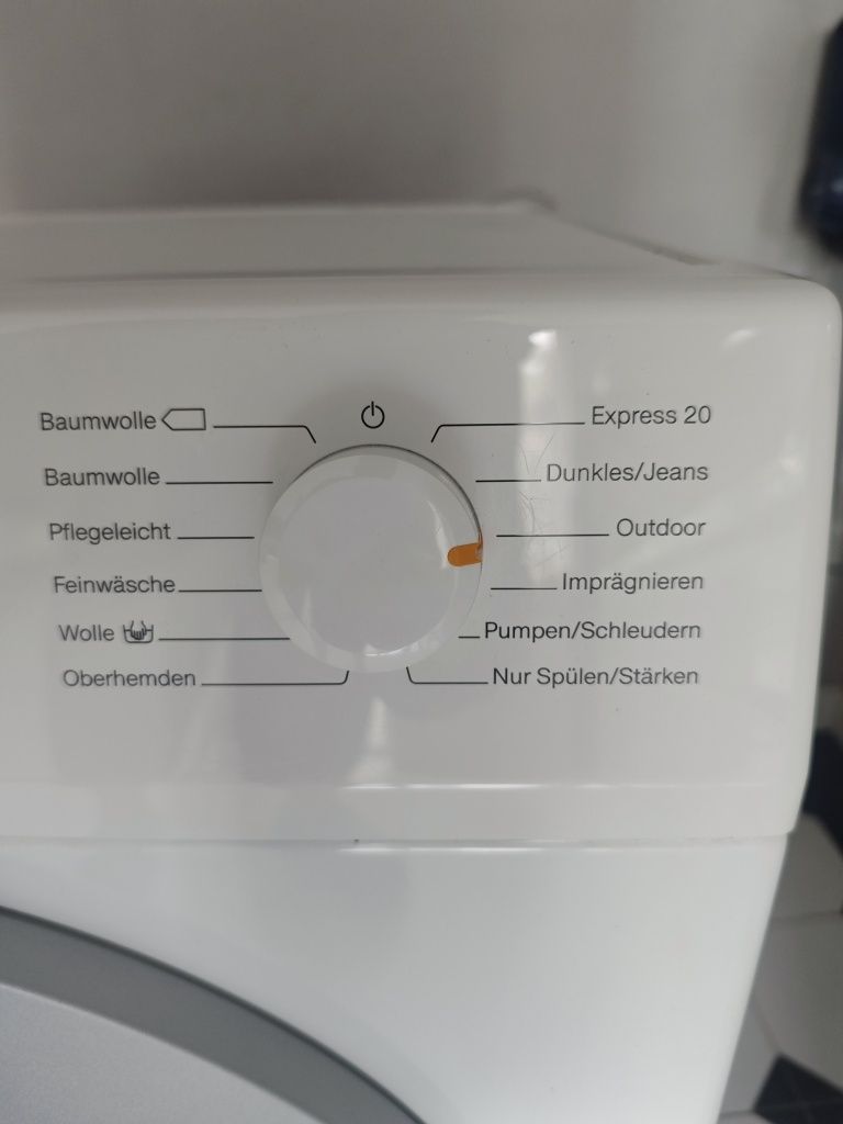 Пералня Miele W1