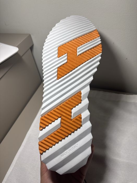 Vand Hermes Boomerang Sneakers,marimile 39-44 in stare impecabila