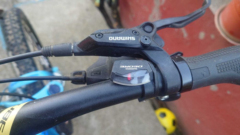 Bicicleta MTB Electrica EMTB Bulls motor Bosch performance CX