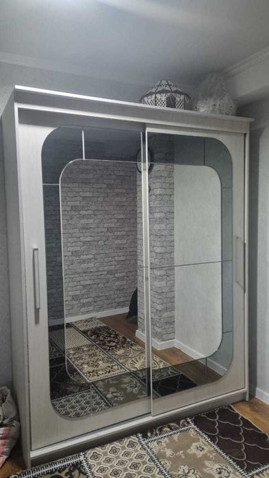 Продам шкаф купе