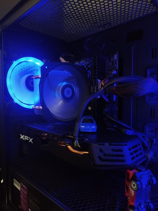 PC Gaming i5-8500 RX 580 8GB 16GB Ram