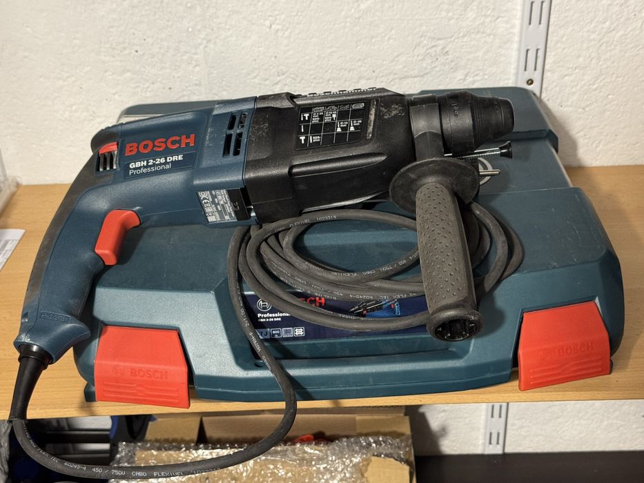 Перфоратор BOSCH GBH 2-26 DRE с 18 месеца гаранция