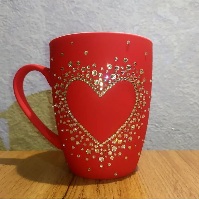 Кружка со стразами, сердце