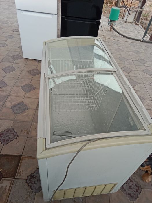 Морозильник продается