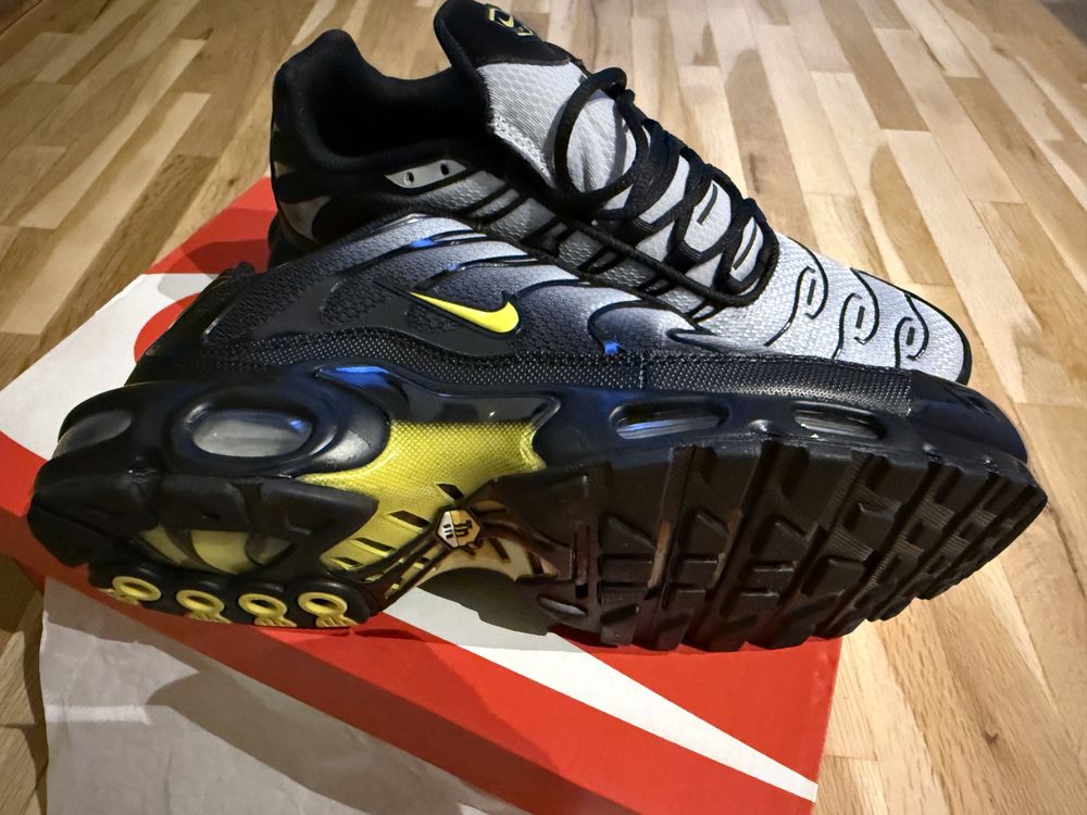 Nike Air Max Plus Gray Black Opti Yellow, N 43
