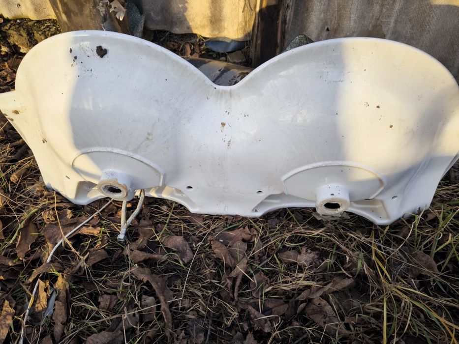 Ghiuveta dubla , lavoar