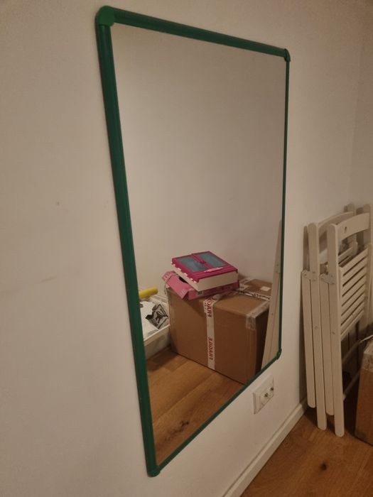 Oglinda de perete pentru copii