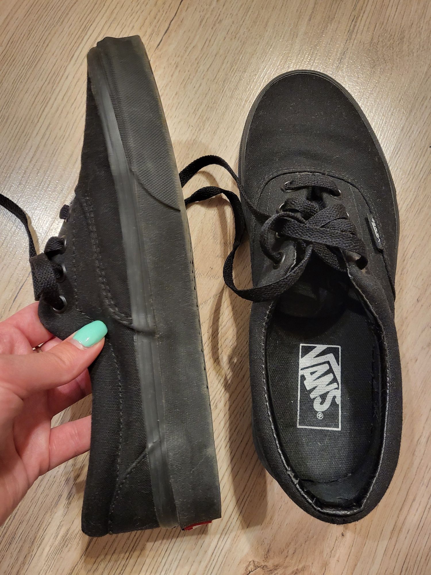 Дамски кецове Vans