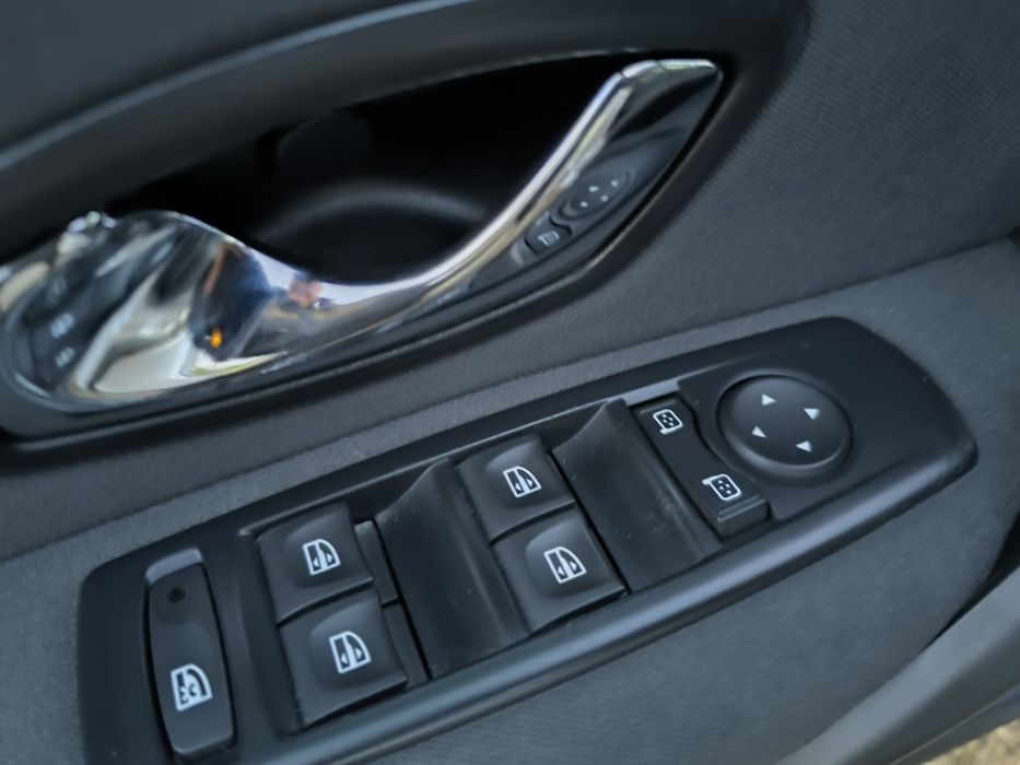 Renault Megane 3 .1.5 cdi 2012