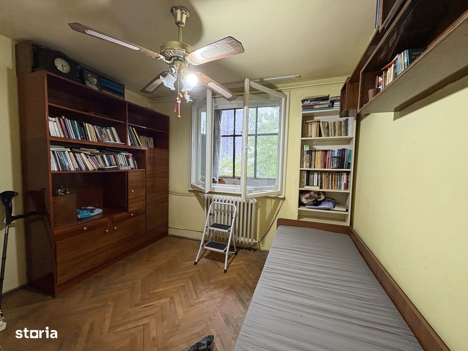 Apartament doua camere ,str Iza