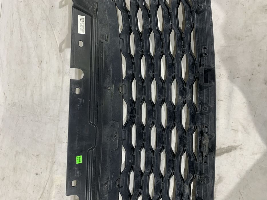 Grila radiator Range Rover Velar L560, 2018, 2019, 2020, 2021, 2022, cod origine OE J8A2-8200-BE.