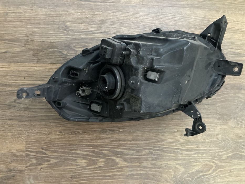 Ляв фар за Nissan Micra K12/ Нисан Микра 2005 г