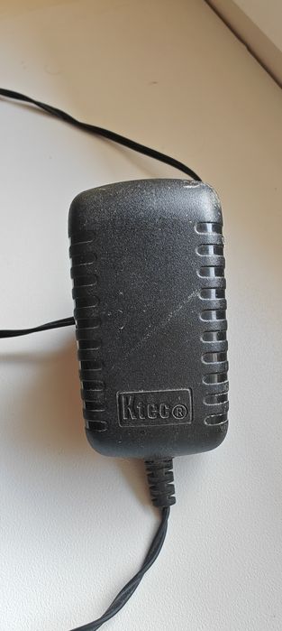 Vând Adaptor Ktec R3712