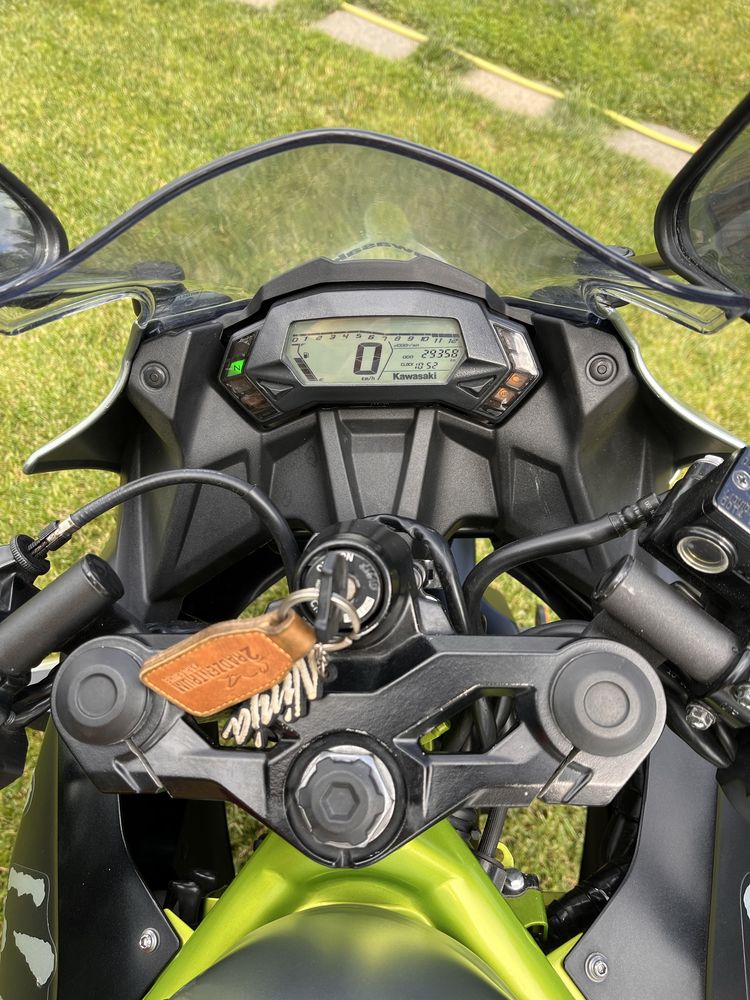 KAWASAKI NINJA 125 2019 ABS A1 (nu honda / yamaha / aprilia)