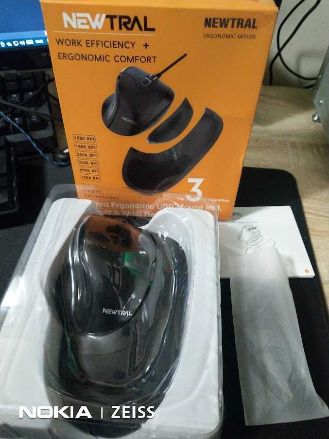Mouse ergonomic Newtral 3 - 7200 dpi - 6 butoane - nou