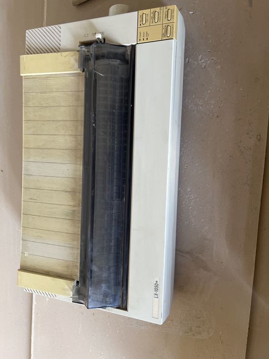 Epson LX-1050+ принтер старый