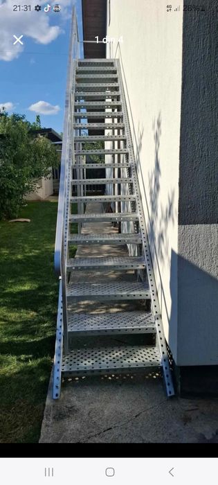 Scara zincate la comanda