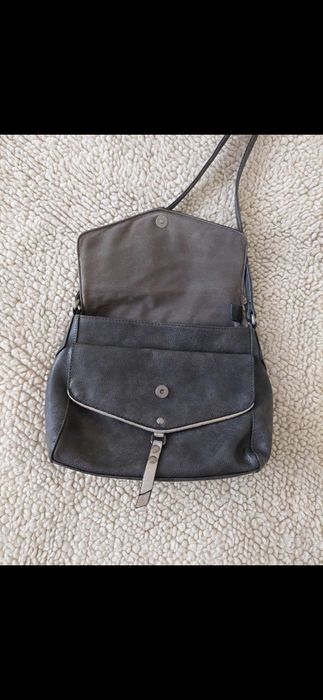 Дамска чанта с дълга дръжка от еко кожа