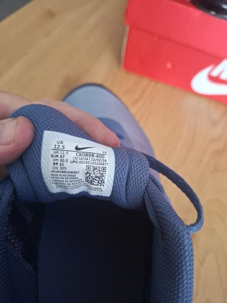 Маратонки Nike 47н