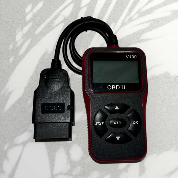 OBDII уред за четене и изтриване на автомоболни грешки