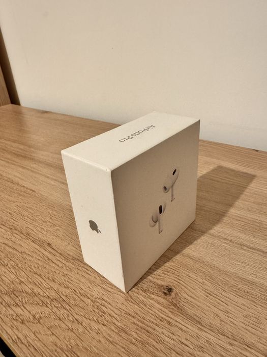 Продавам чисто нови Apple AirPods Pro 2 (USB-C)