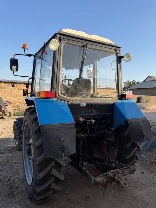 Mtz 82.1 sotiladi Belarus