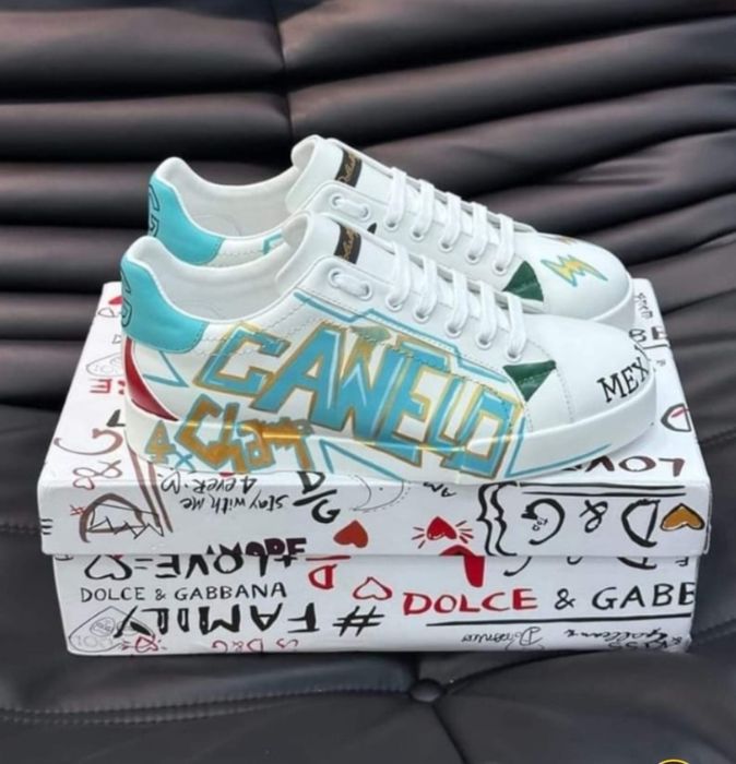 Adidasi Louis Vuitton