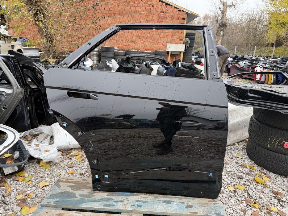 Врата Hyundai Ioniq