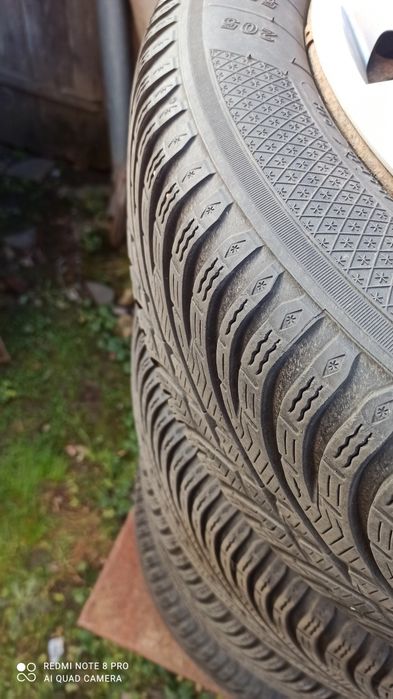 Set de 4 anvelope de iarna pe roti 205 55 r16 Kleber