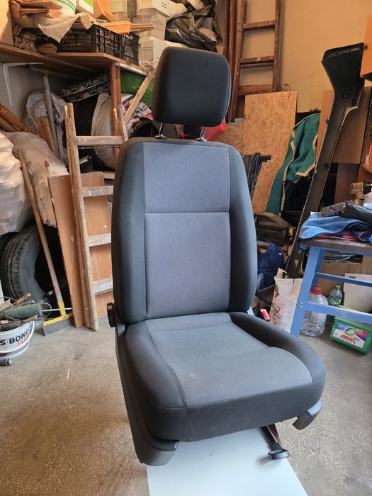 De vânzare   scaun  șofer si pasager ptr vw t 5 -6