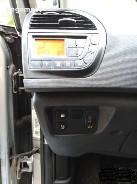 2009,Citroen C4 GRAND Picasso,6+1 м./ръчка,ван,комби + ВИНЕТКА