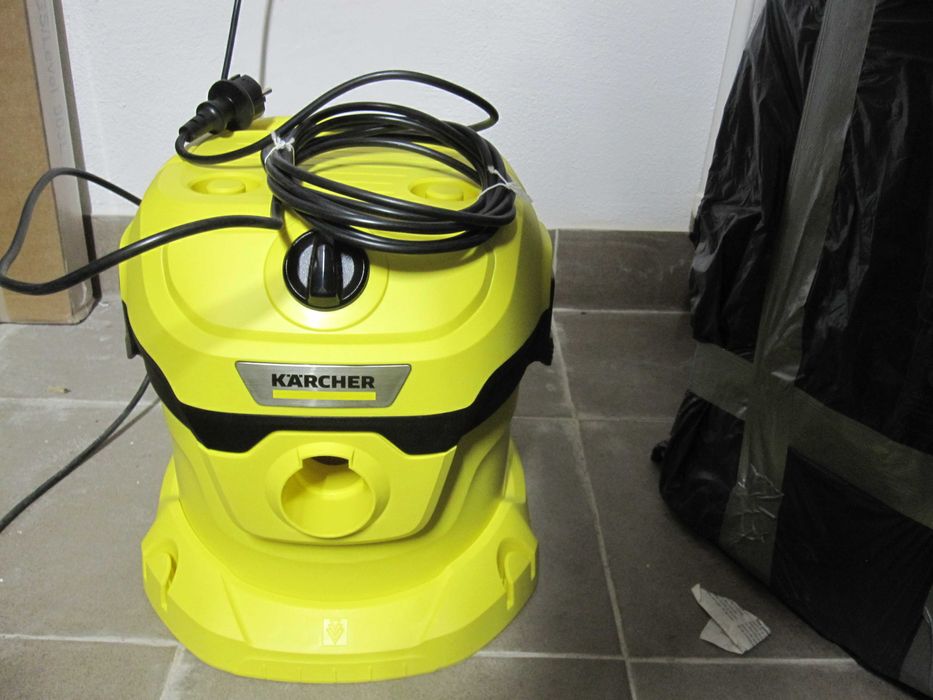 Aspirator Karcher WD 2 PLUS V-12/4/18, Umed/Uscat